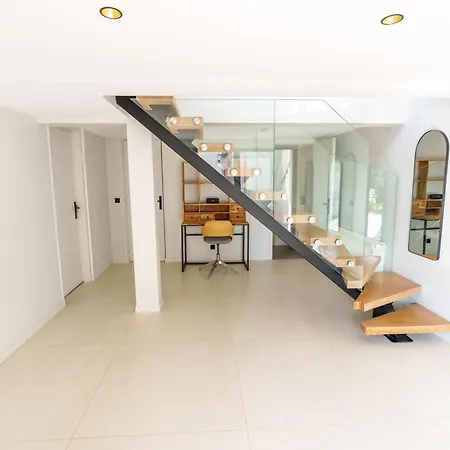 Вилла Superb With Sea View, Swimming Pool Бенервиль-сюр-Мер