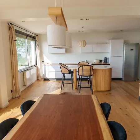 Superb With Sea View, Swimming Pool * Бенервиль-сюр-Мер