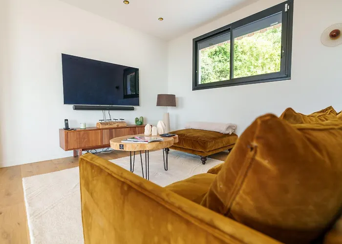 Superb With Sea View, Swimming Pool Βίλα