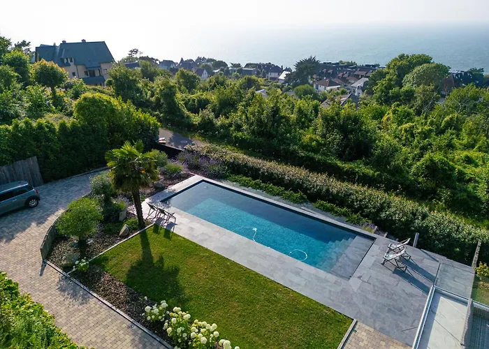 Superb With Sea View, Swimming Pool Βίλα Bénerville-sur-Mer